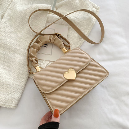 Heart Chain Shoulder Bag