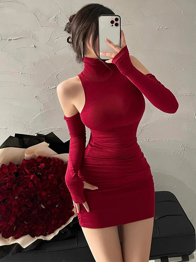 Summer Chic High Neck Bodycon Dress with Pleated Oversleeves and Wrapped Hip Design